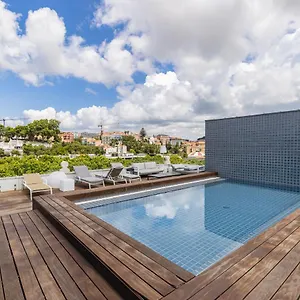 https://liberdade-elegance-w-rooftop-pool-by-lovelystay.hotels-lisbon-portugal.com