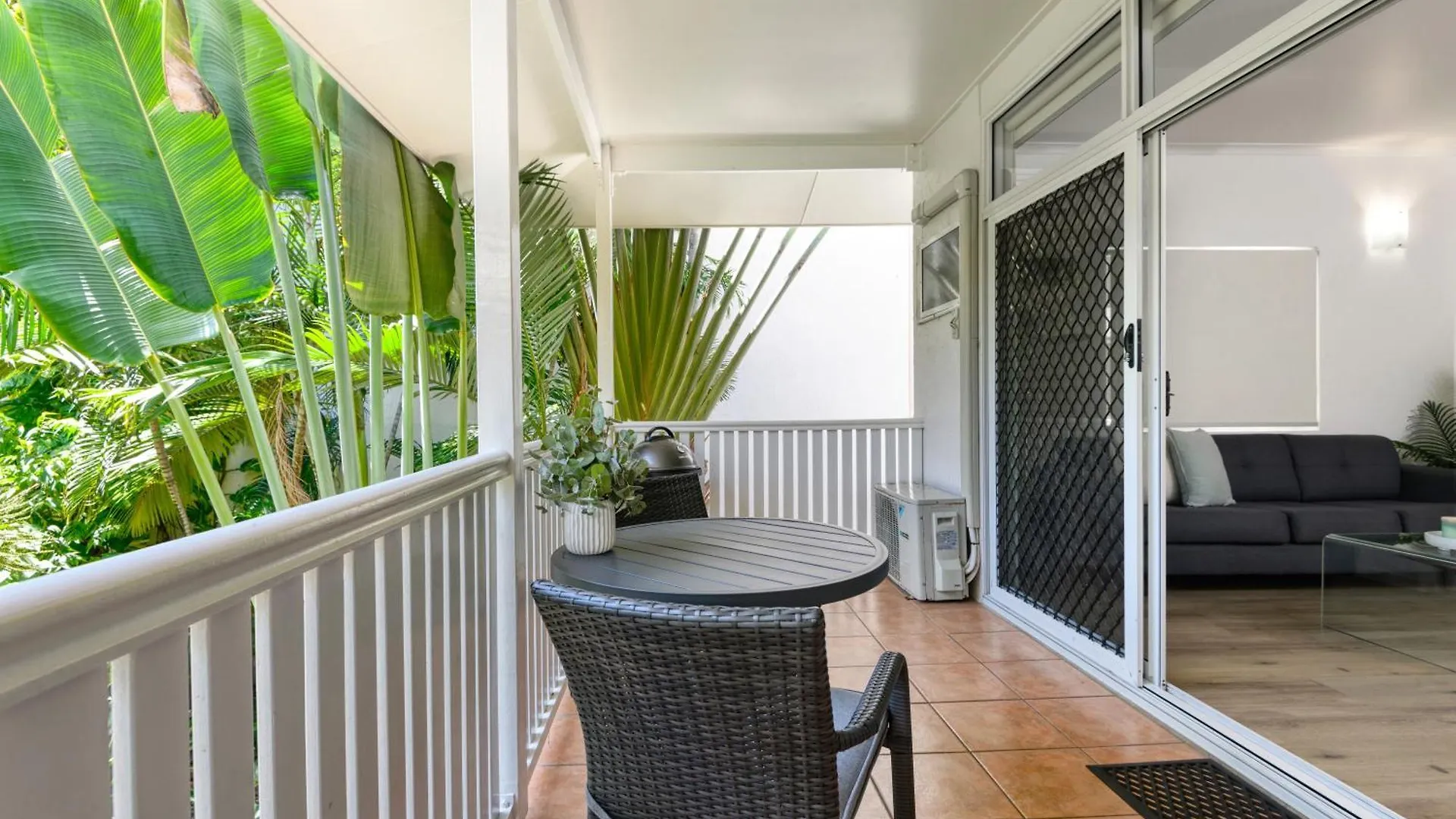 Ocean Palms Apartments Port Douglas