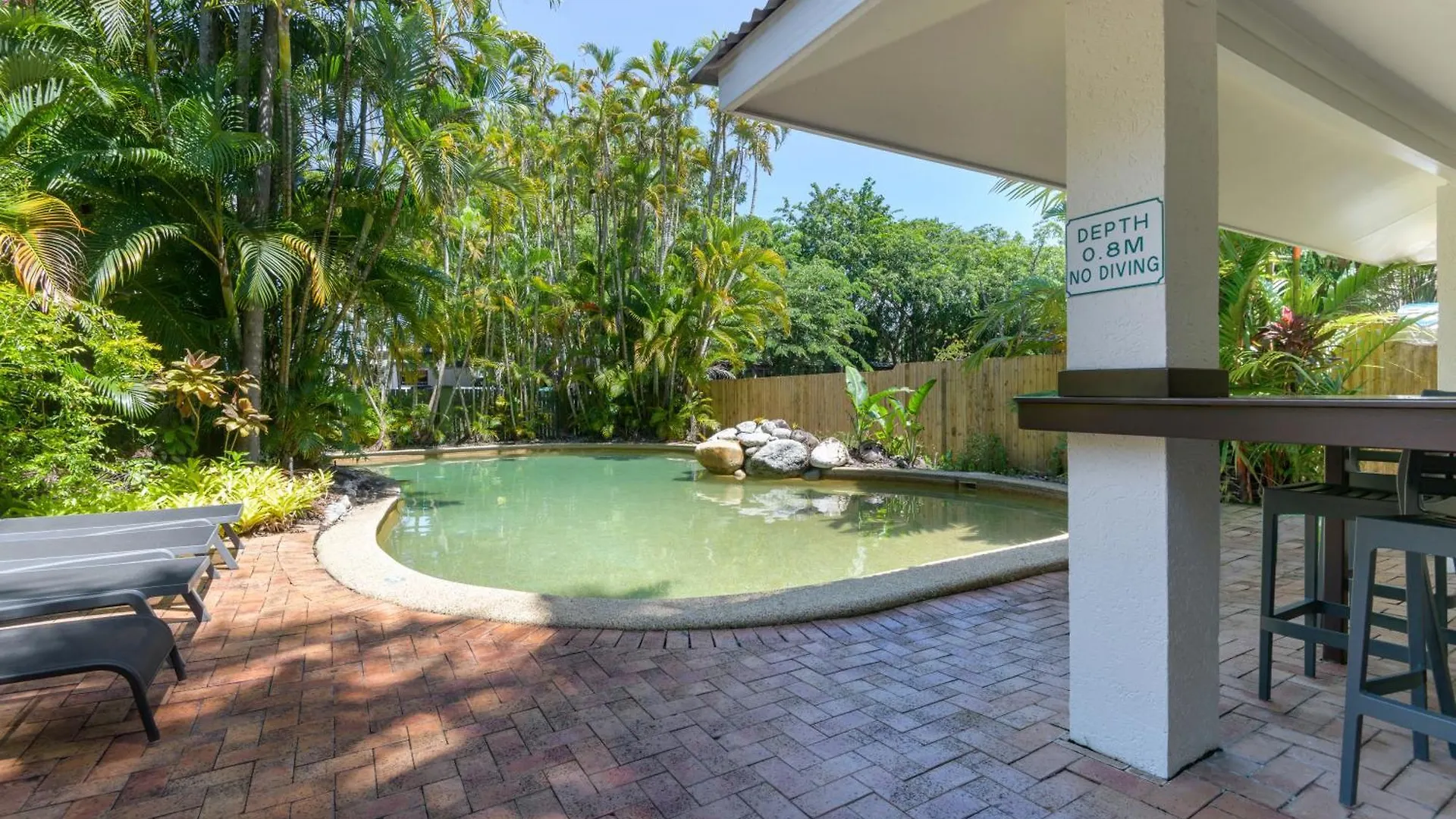Ocean Palms Apartments Port Douglas